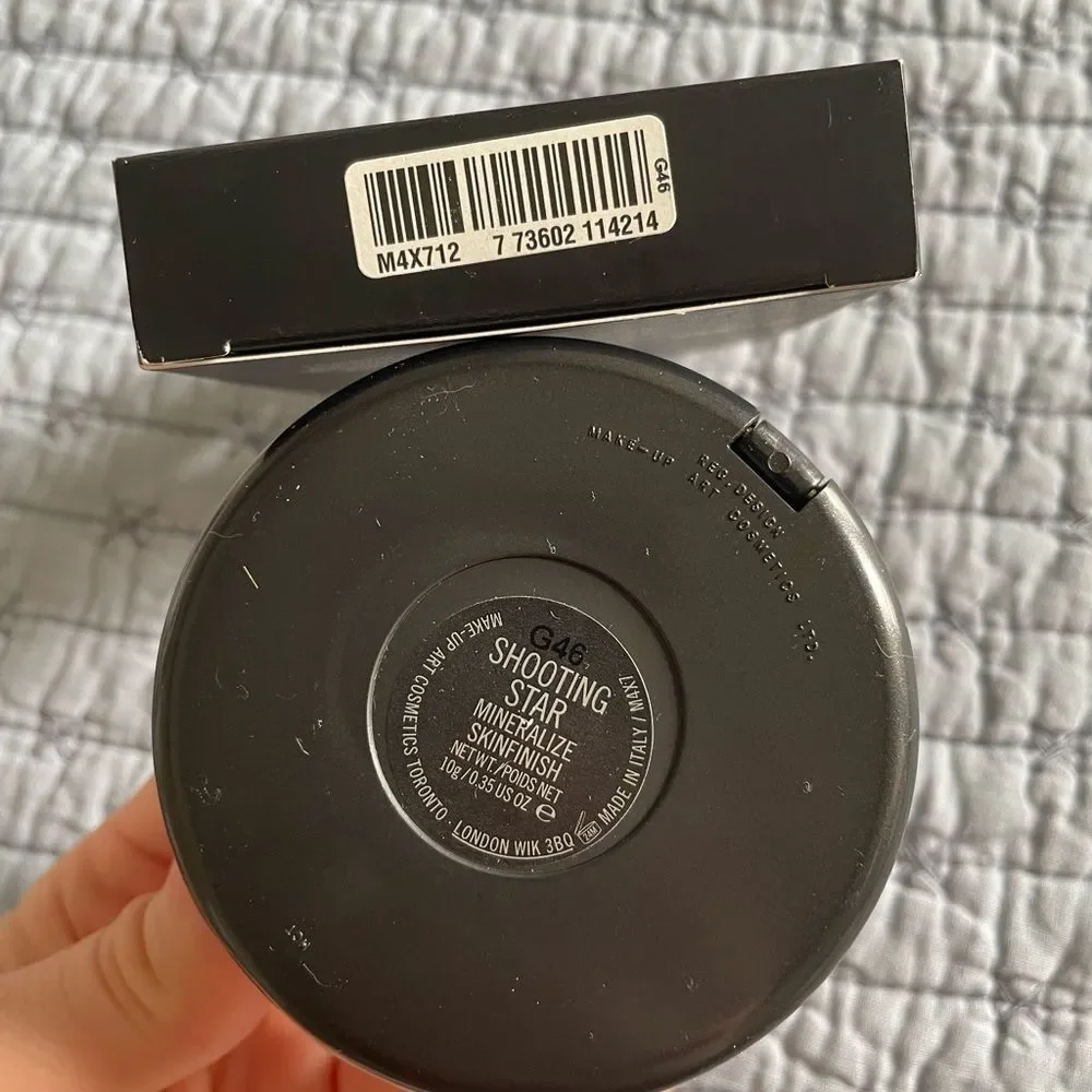 MAC RARE MINERALIZE SKINFINISH SHOOTING STAR NIB